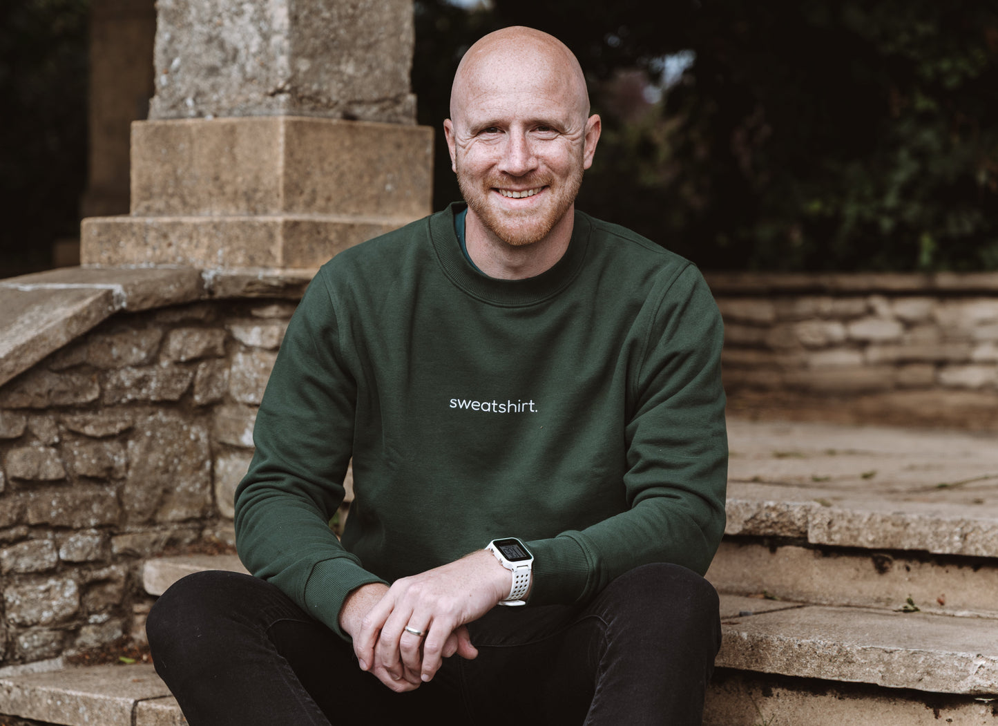 simple. sweatshirt. snug. forest-green.
