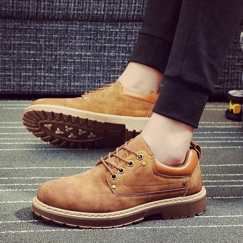 Mens Fashion Shoes England Style Formal Shoes for Man Non Slip Ankle Boots Outdoor Waterproof Casual Work Land Shoes