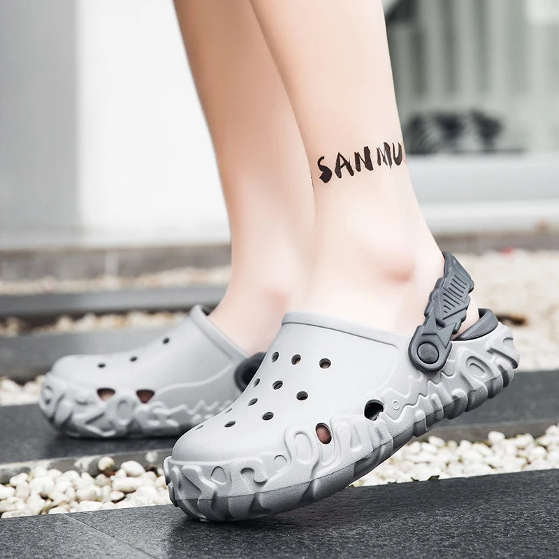 Mens Sandals 2026 New Design Summer Shoes for Men Casual Clogs Thick-bottom Anti-slippery Garden Shoes Outdoor Fashion Slippers