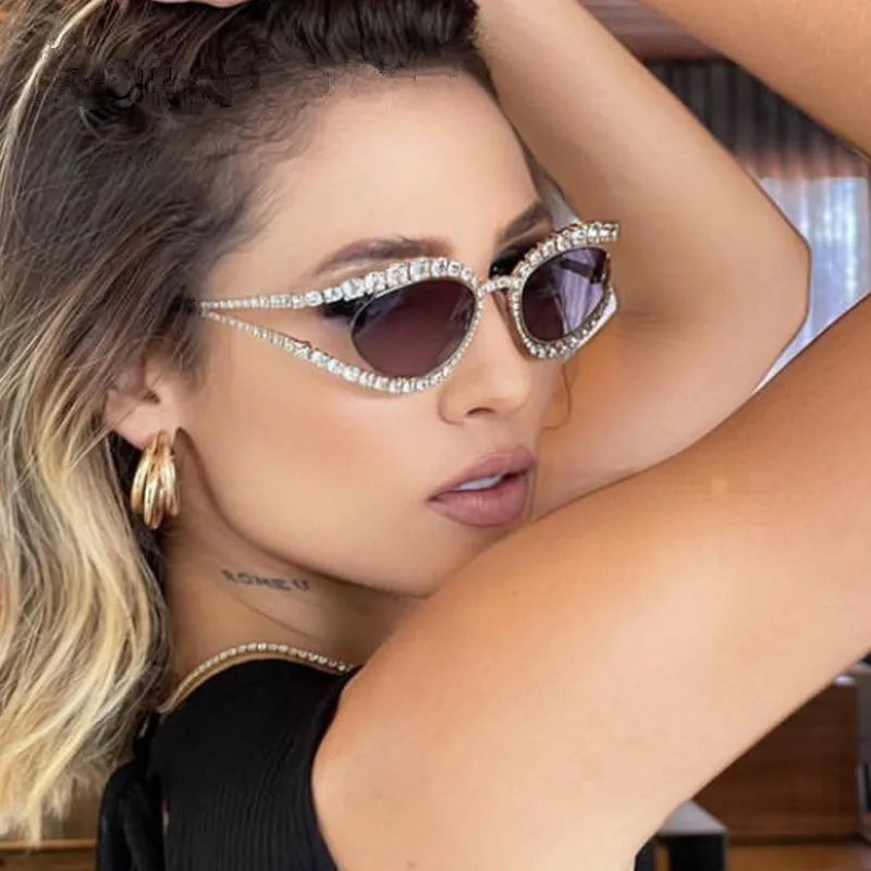Diamond hollow concave shape sunglasses new ins style sunglasses fashion personality ladies sunglasses trendy street photography
