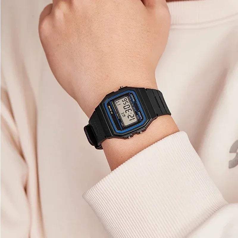 Men Watch Fashion LED Digital Watches Man Sports Wristwatches Vintage Silicone Wristband Electronic Clock Reloj Hombre