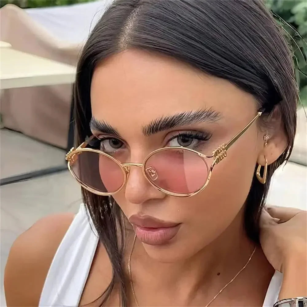 1Pc Elegant Oval Frame Women's Fashion Sunglasses with Hollow Leg Design, Retro Fashion Style for Daily Wear and Street Photogra