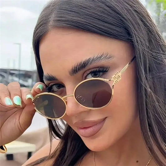 1Pc Elegant Oval Frame Women's Fashion Sunglasses with Hollow Leg Design, Retro Fashion Style for Daily Wear and Street Photogra
