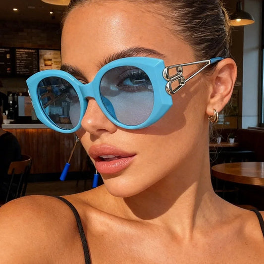 Vintage Oversize Square Hollow Cat Eye Sunglasses for Women New Fashion Candy Color Sun Glasses Ladies Casual Outdoor Shades